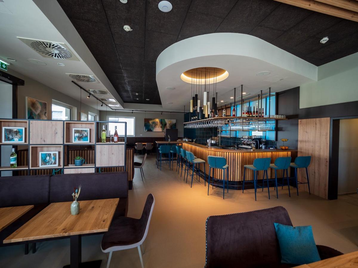 Freilich. Bistro. Bar. Hotel - Digitaler Self Check In Laa an der Thaya Exteriér fotografie