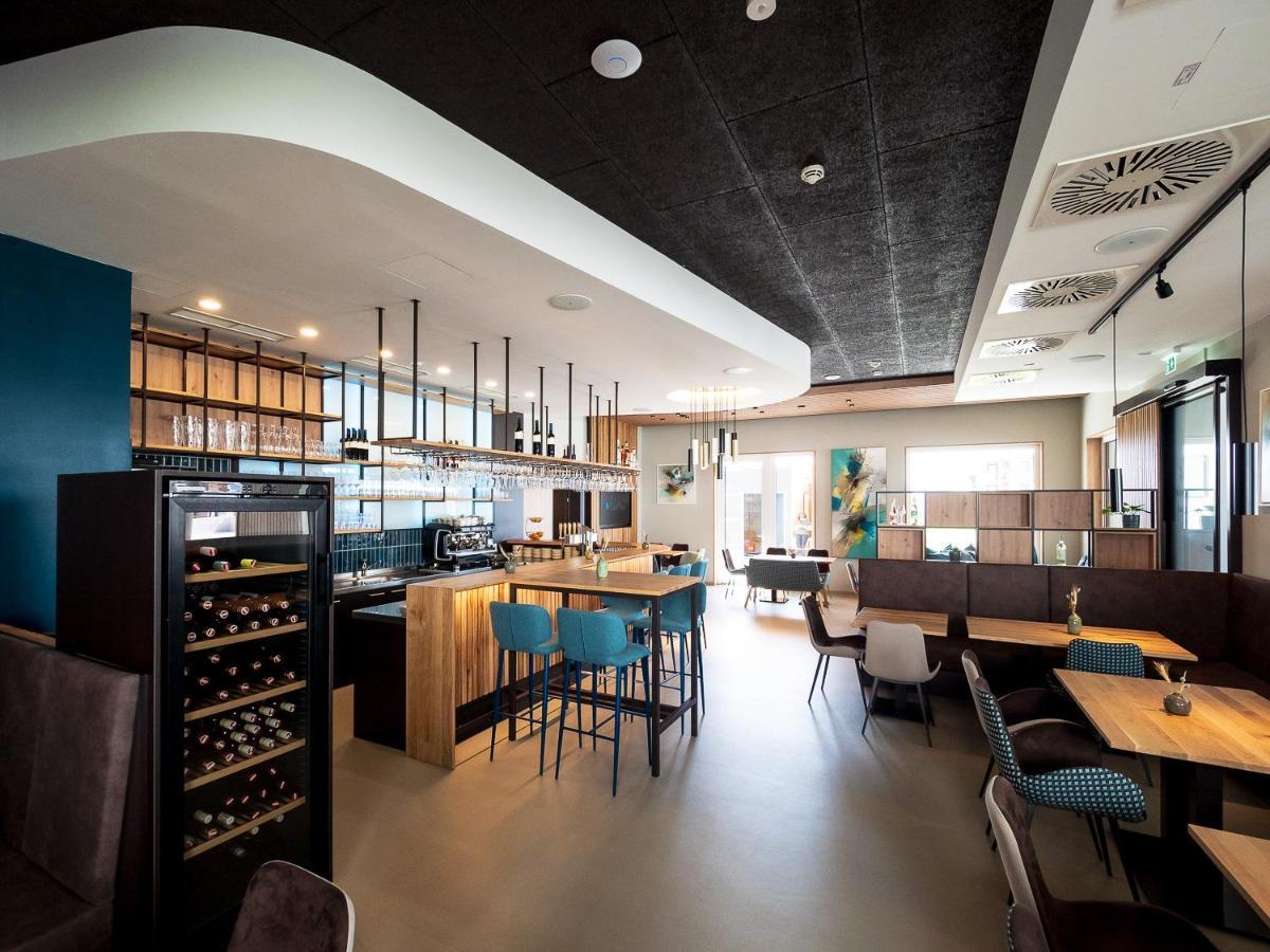 Freilich. Bistro. Bar. Hotel - Digitaler Self Check In Laa an der Thaya Exteriér fotografie
